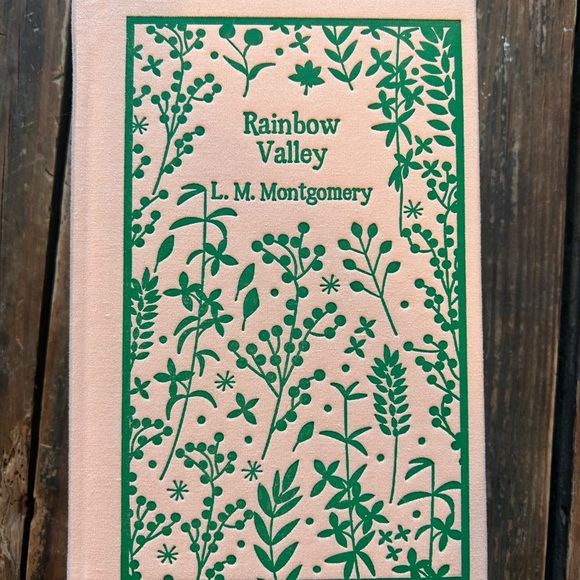 Like New Anne of Green Gables Book Set - Picture 5 of 7